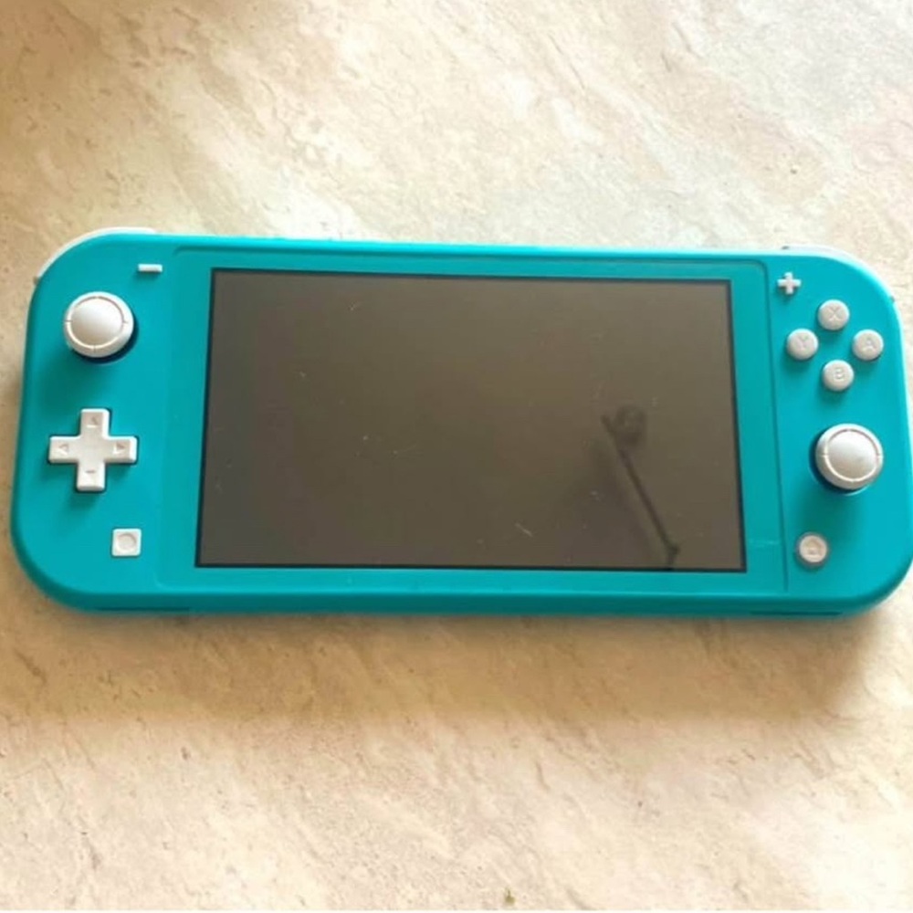 Nintendo Switch Lite in Teal